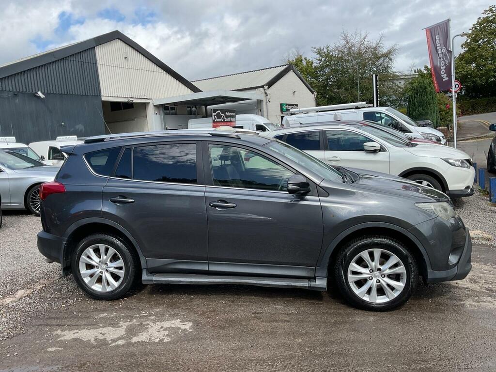 Toyota Rav 4 Suv White #11