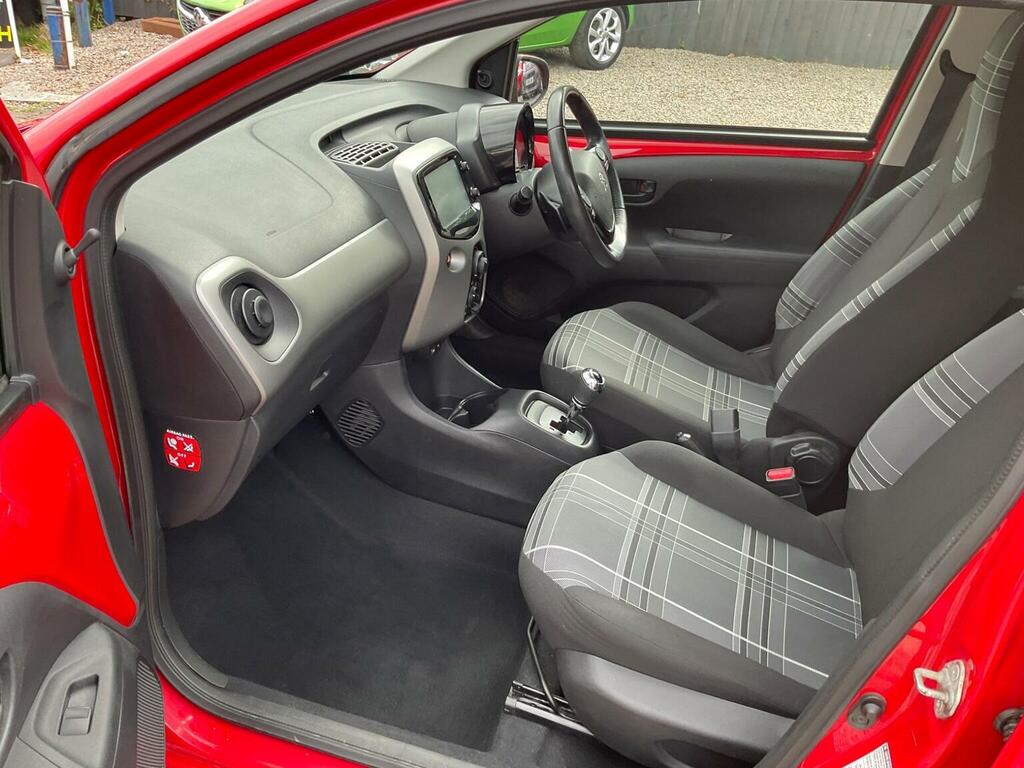 Peugeot 108 1.0 72 Active Red #9