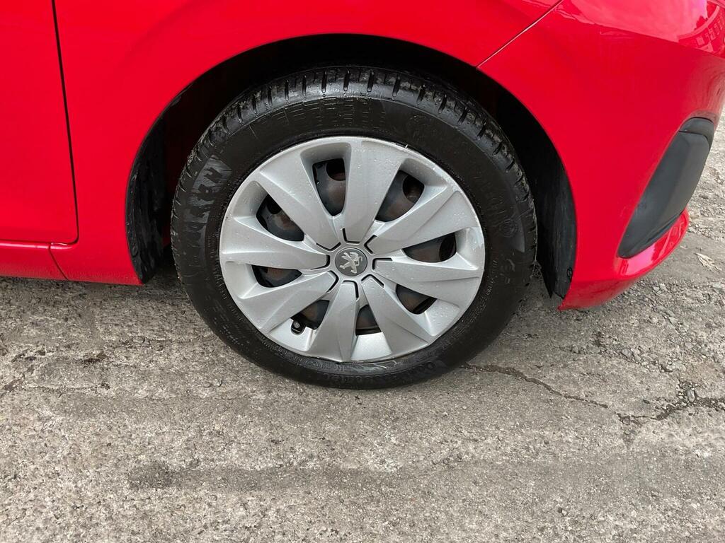 Peugeot 108 1.0 72 Active Red #25