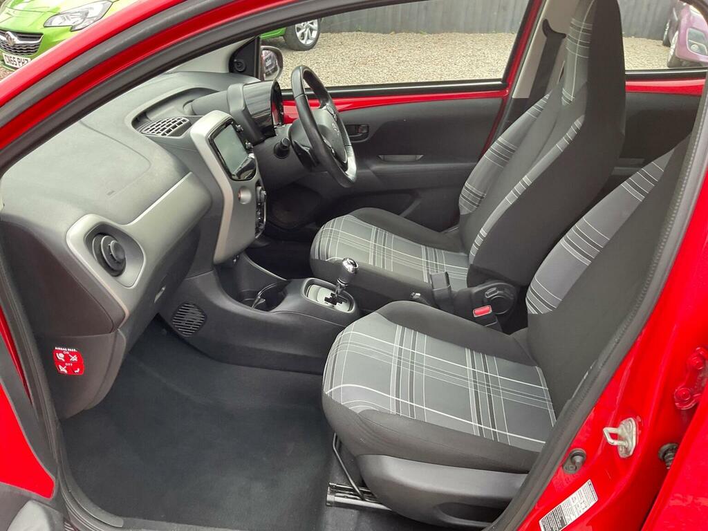 Peugeot 108 1.0 72 Active Red #14