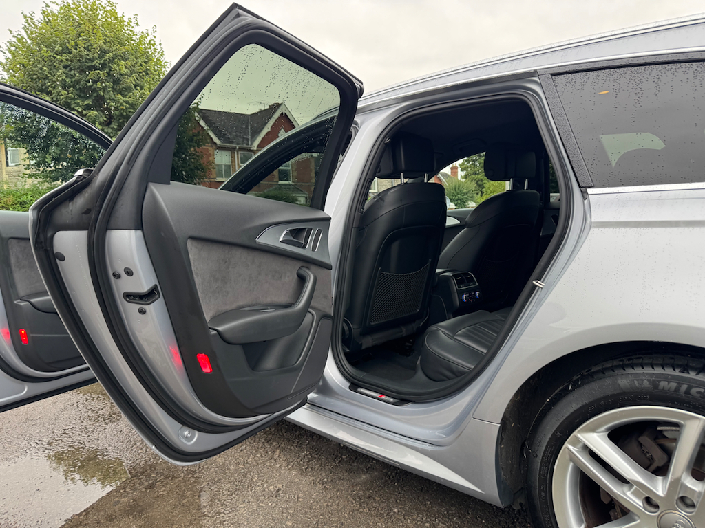 Audi A6 Avant 2L Black Edition Grey #29