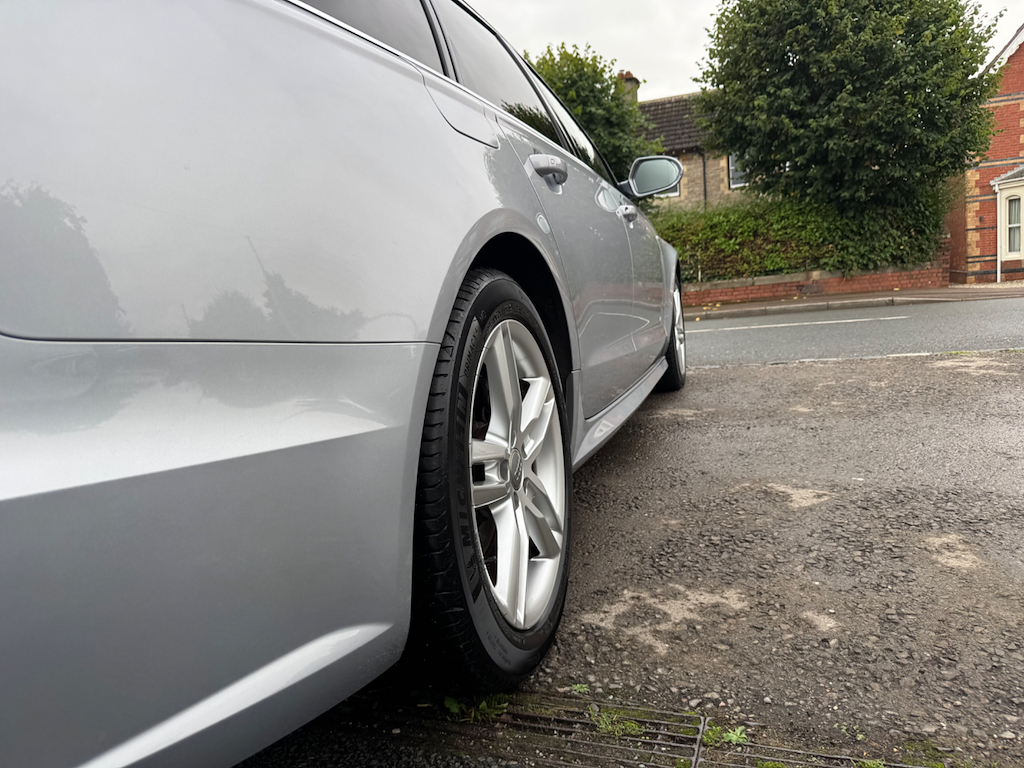 Audi A6 Avant 2L Black Edition Grey #32