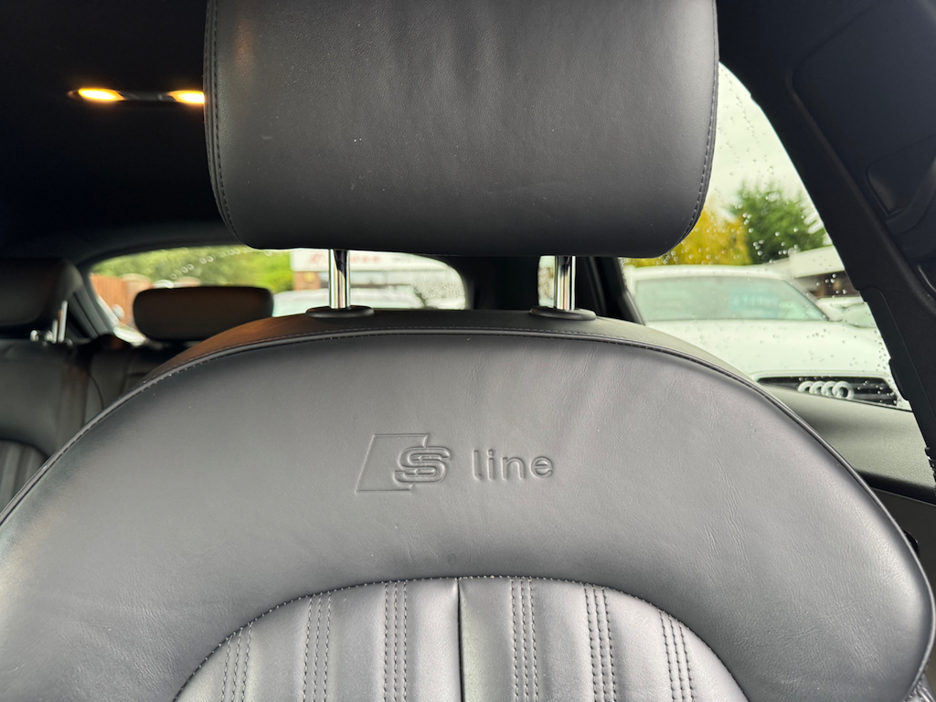Audi A6 Avant 2L Black Edition Grey #25