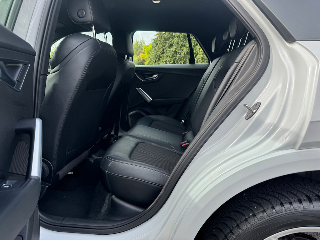Audi Q2 Tdi Sport White #27