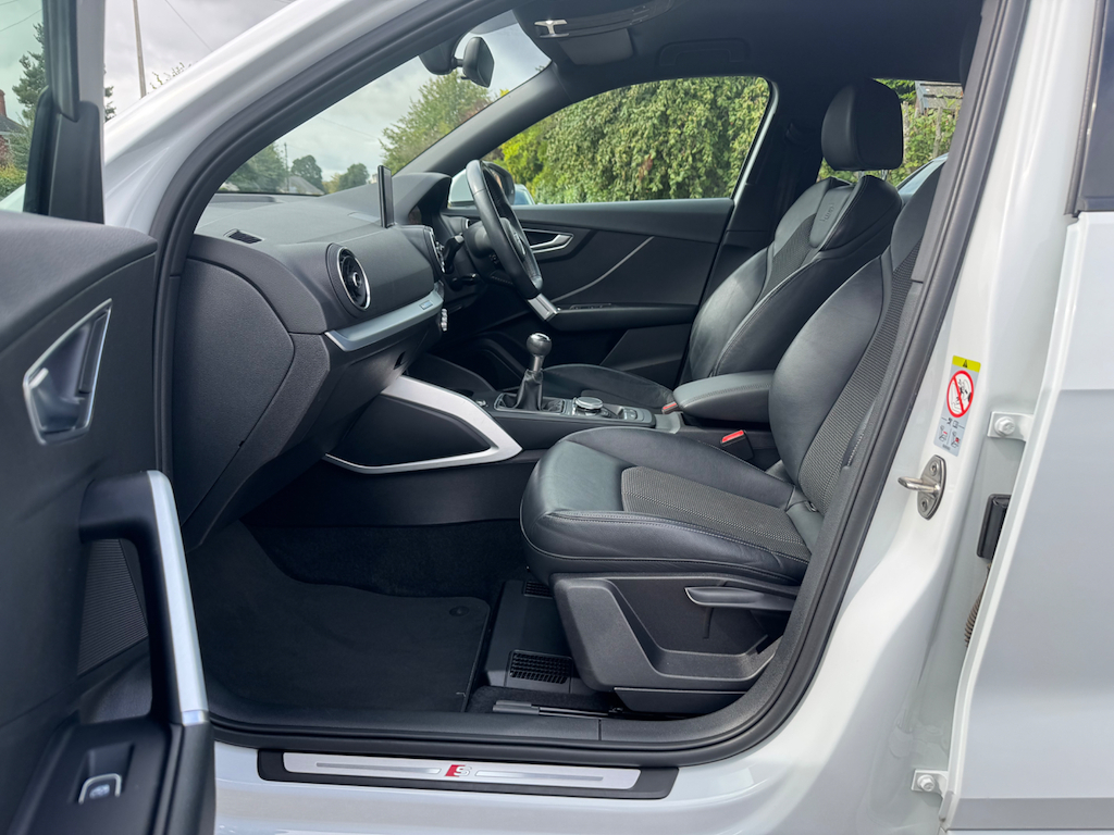 Audi Q2 Tdi Sport White #32