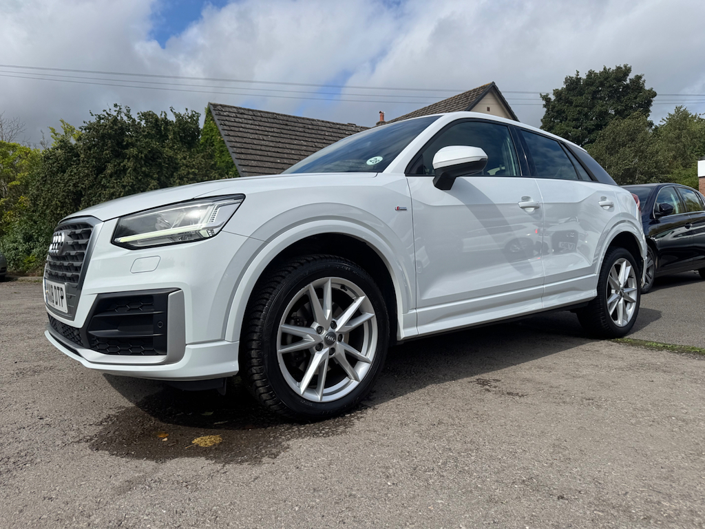 Audi Q2 Tdi Sport White #38