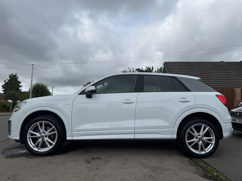 Audi Q2 Tdi S Line  #6