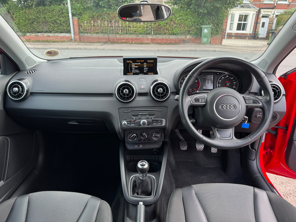Audi A1 Sportback Tfsi Sport  #2