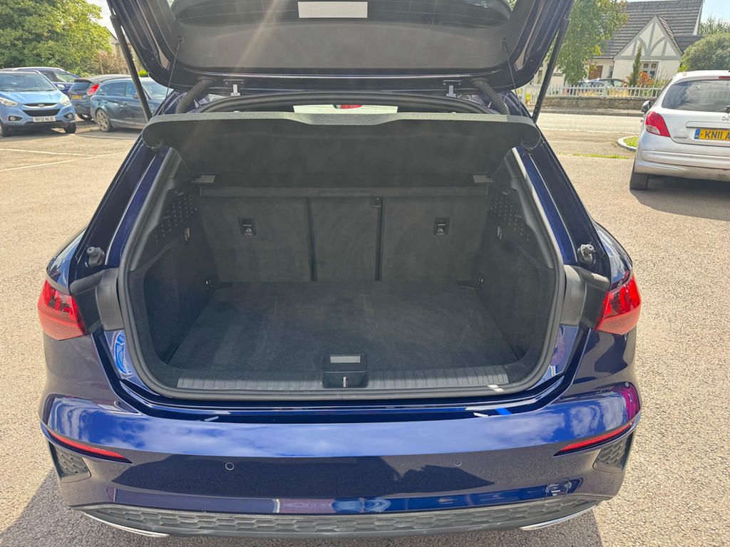Audi A3 Sportback Tfsi S Line #3
