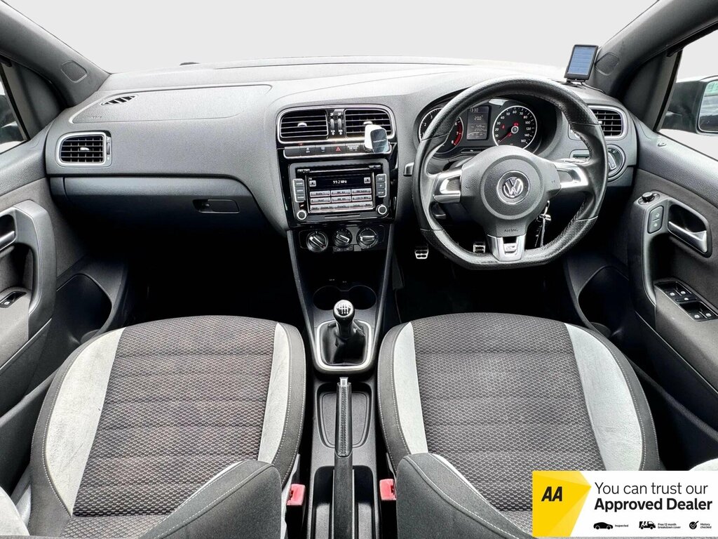 Volkswagen Polo Hatchback White #14