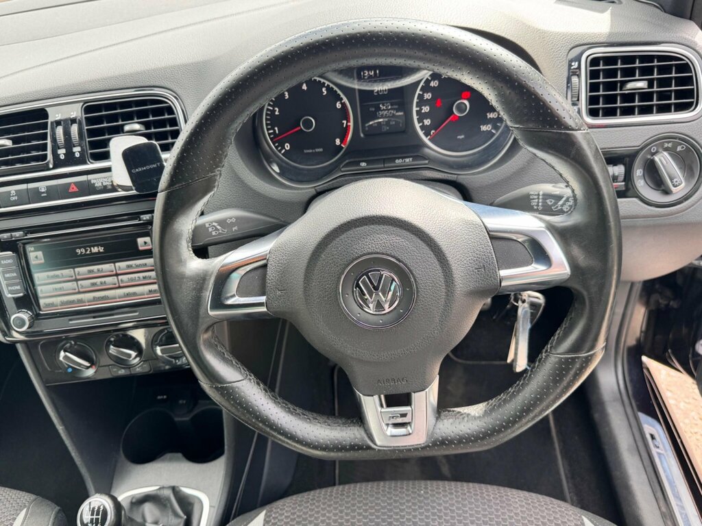 Volkswagen Polo Hatchback White #31