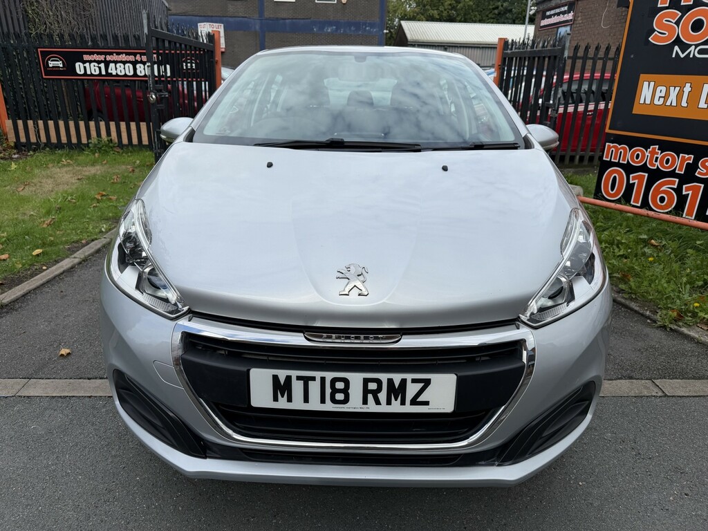 Peugeot 208 Active White #7
