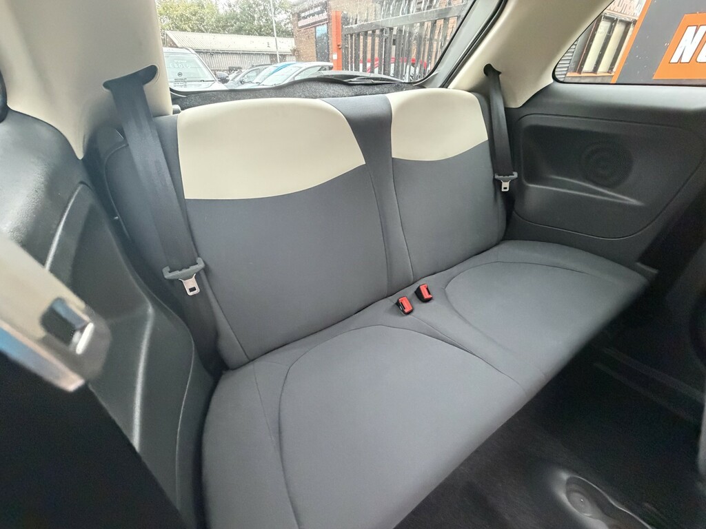 Fiat 500 Black #30