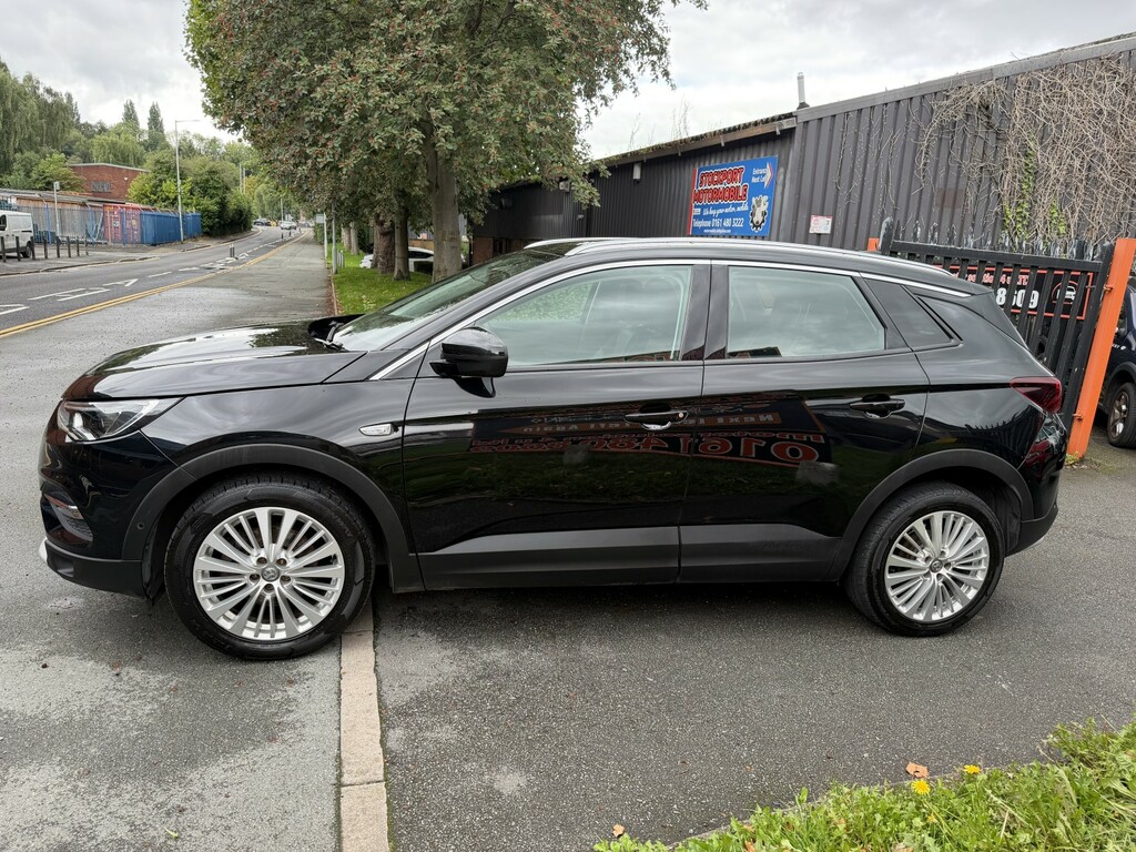 Vauxhall Grandland X Hatchback #6