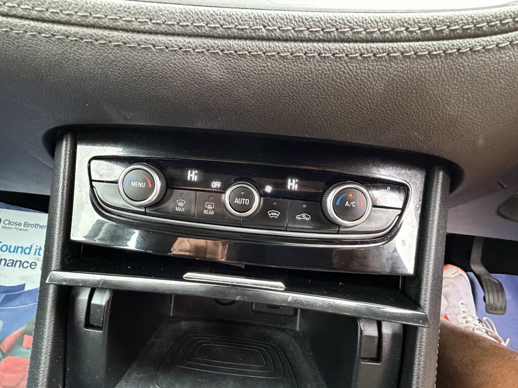 Vauxhall Grandland X Hatchback #42