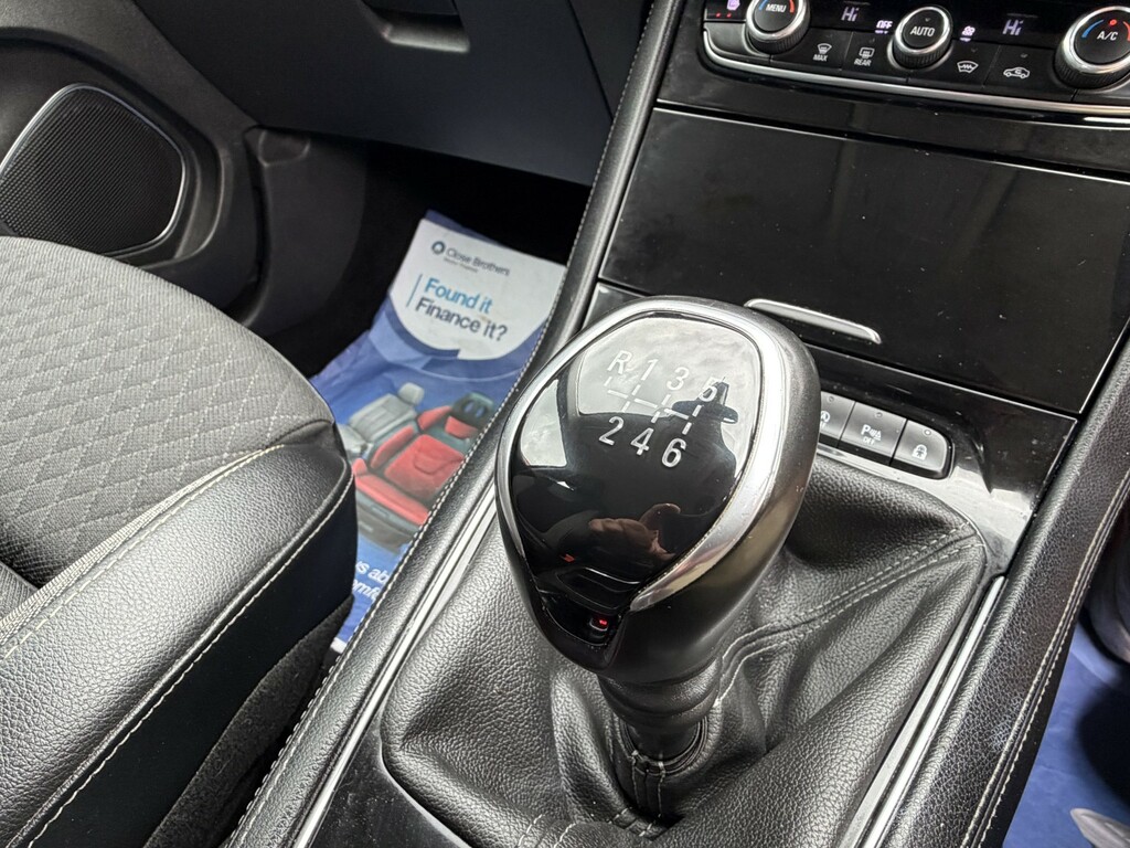 Vauxhall Grandland X Hatchback #45