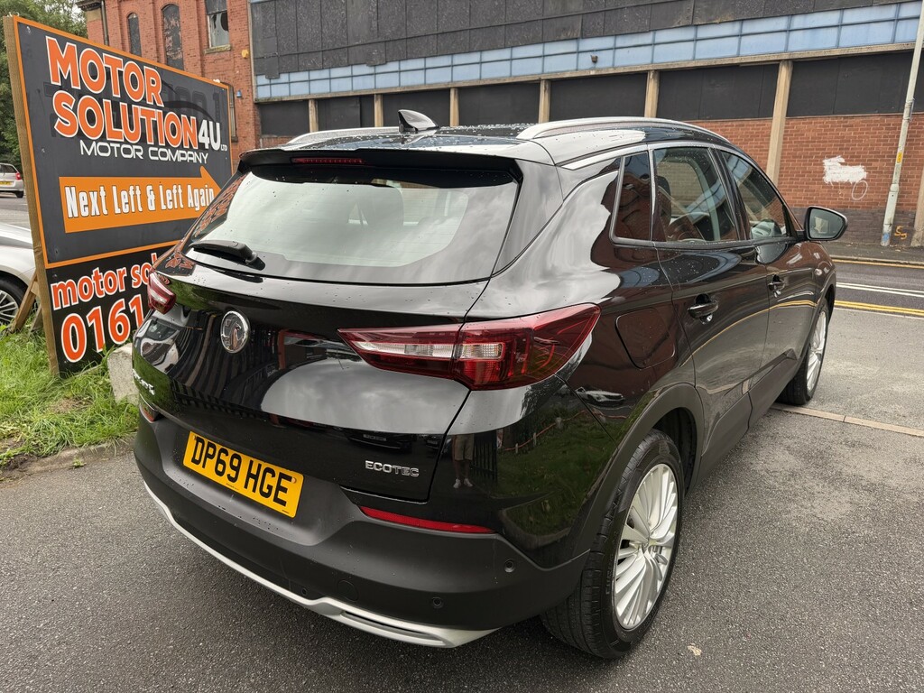 Vauxhall Grandland X Hatchback #2