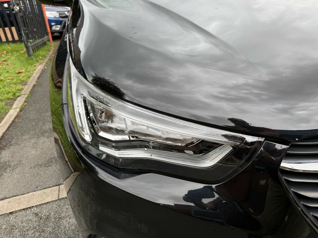 Vauxhall Grandland X Hatchback #10