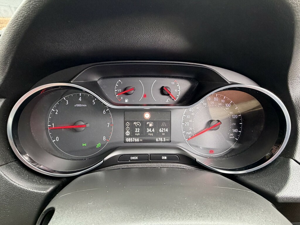 Vauxhall Grandland X Hatchback #39