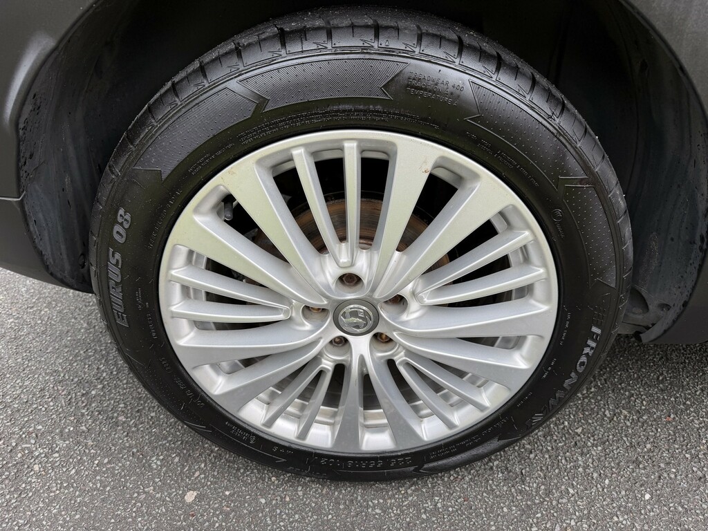Vauxhall Grandland X Hatchback #21