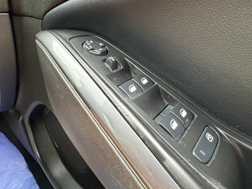 Vauxhall Grandland X Hatchback #48