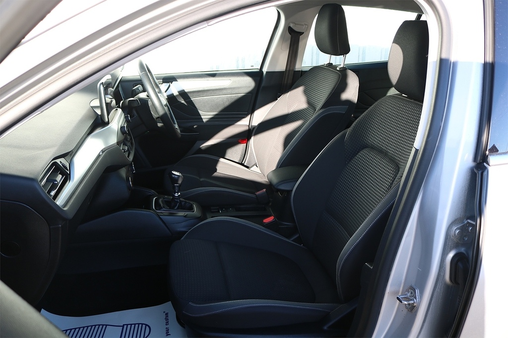 Ford Focus Zetec Silver #5
