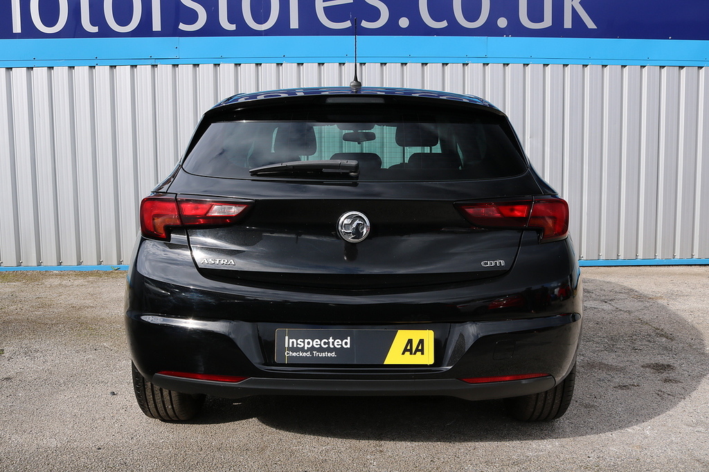 Vauxhall Astra Cdti Blueinjection Design Black #6