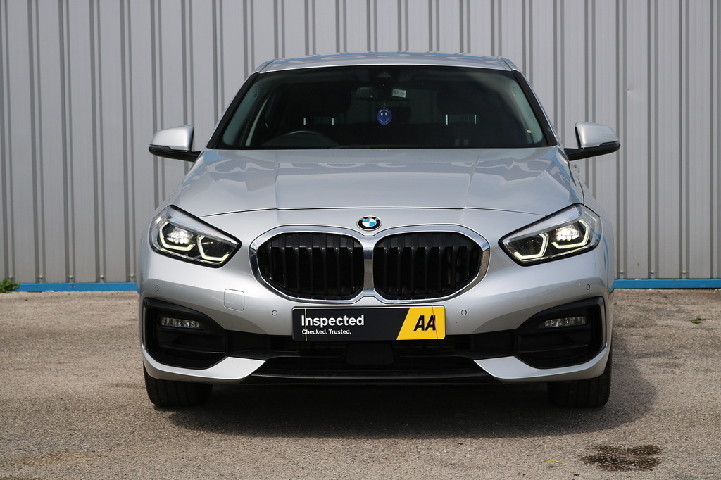 BMW 1 Series 120D Sport 2.0 Silver