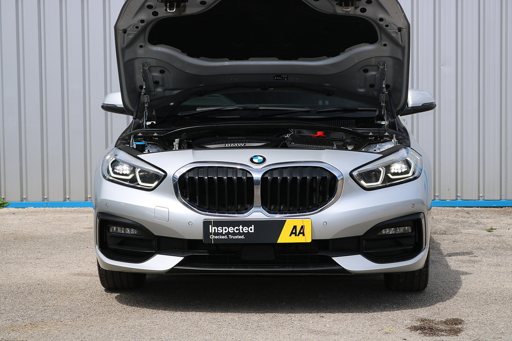 BMW 1 Series 120D Sport 2.0 Silver #2