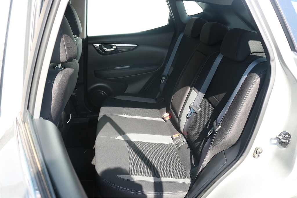 Nissan Qashqai Dci Acenta Premium Silver #6