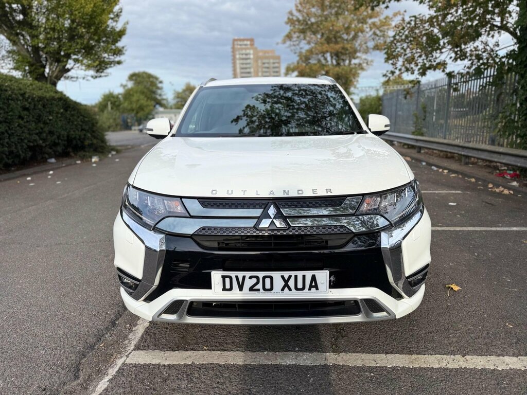 Mitsubishi Outlander 2.4H Twinmotor 13.8Kwh Exceed Cvt 4Wd Euro 6 Ss White #2