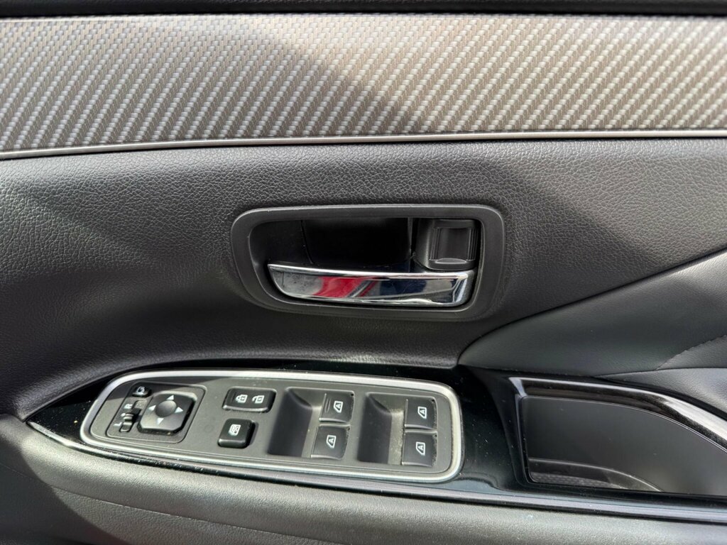 Mitsubishi Outlander 2.4 Phev Dynamic Black #16