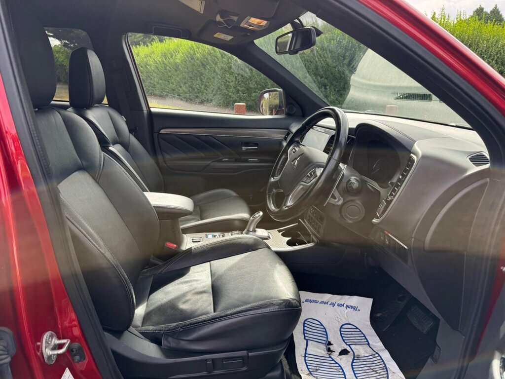 Mitsubishi Outlander 2.4 Phev Dynamic Black #9