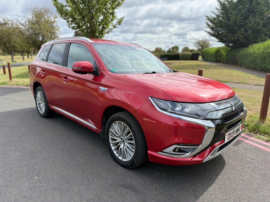 Mitsubishi Outlander 2.4H Twinmotor 13.8Kwh 4H Cvt 4Wd Euro 6 Ss Red