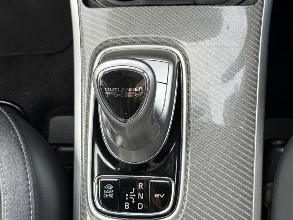 Mitsubishi Outlander 2.4 Phev Dynamic Black #24