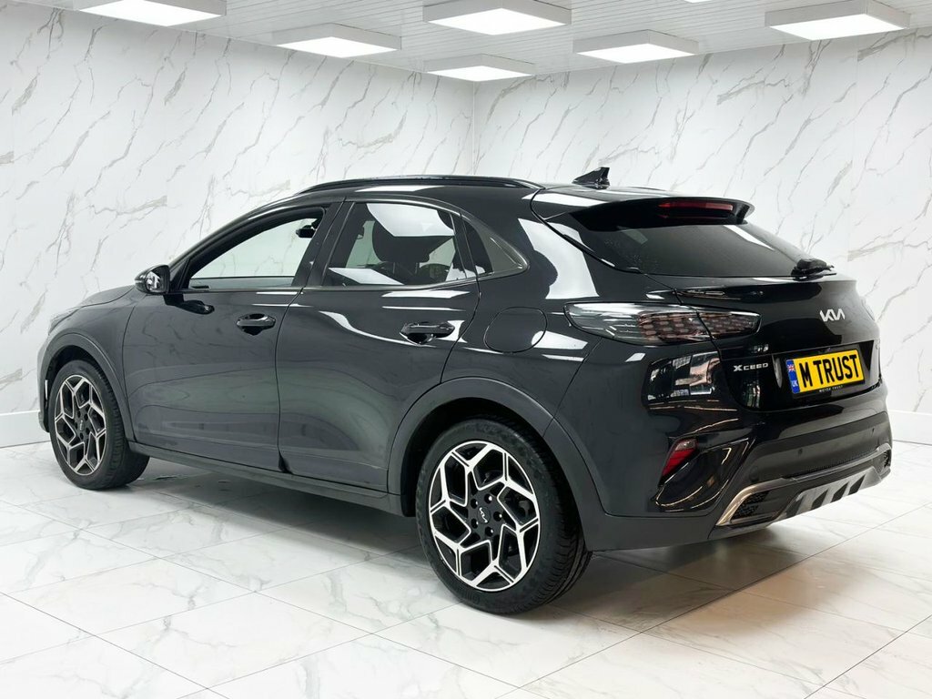 Kia Xceed Suv Black #5