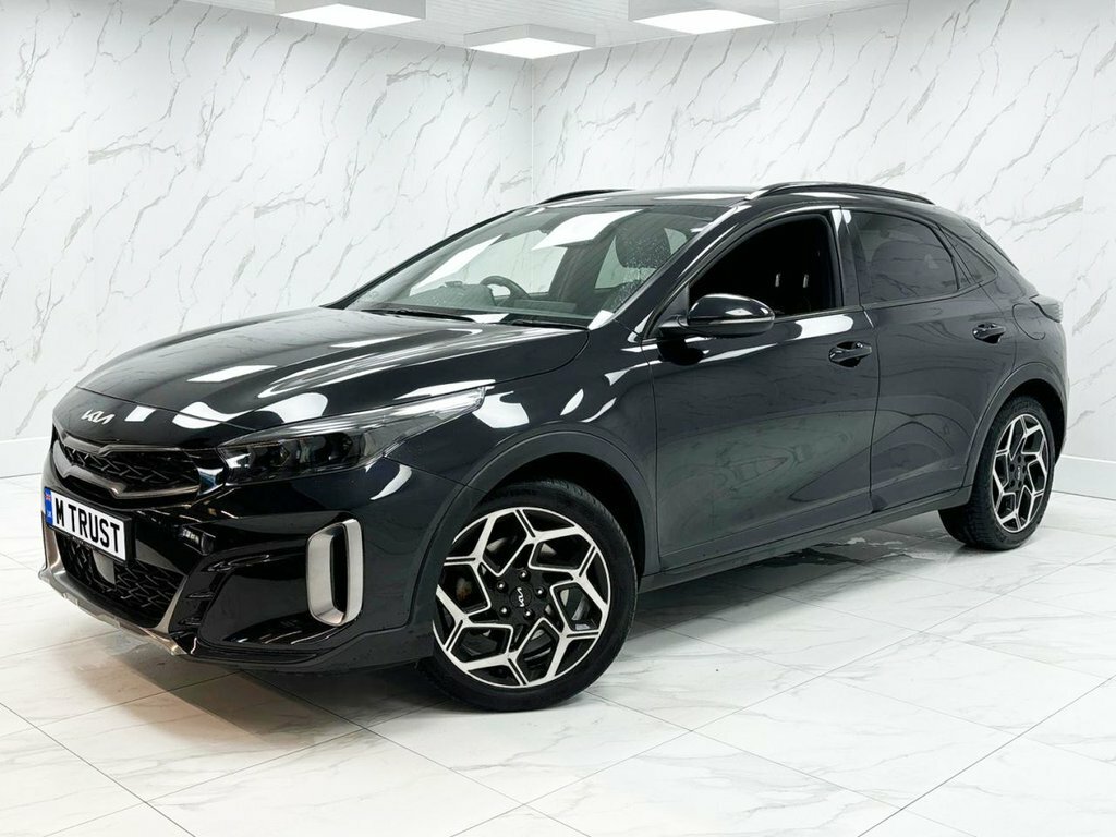 Kia Xceed Suv Black #4