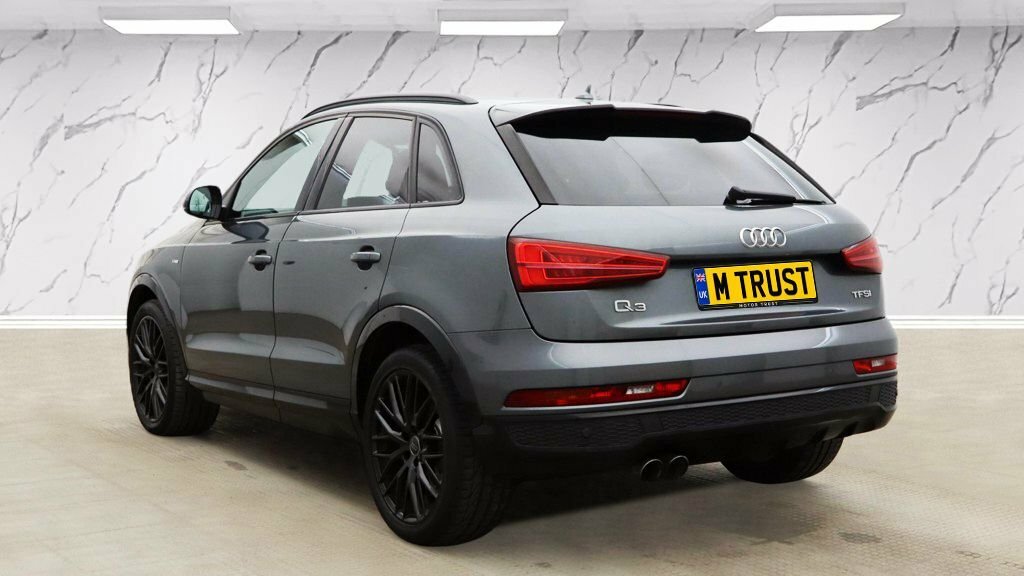 Audi Q3 1.4L Black Edition Grey #3