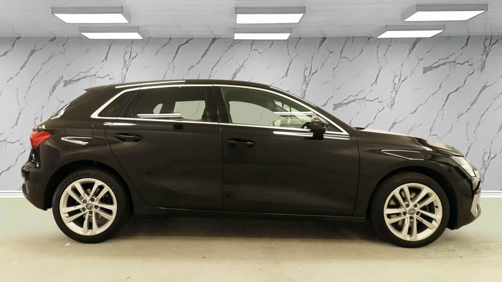 Audi A3 2L Sport Black #5