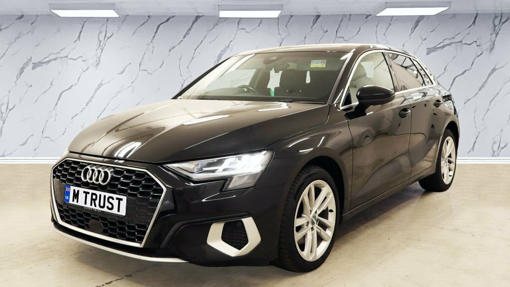 Audi A3 2L Sport Black #2