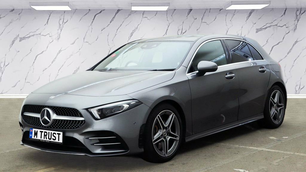 Mercedes-Benz A Class 2L Amg Line Grey #2