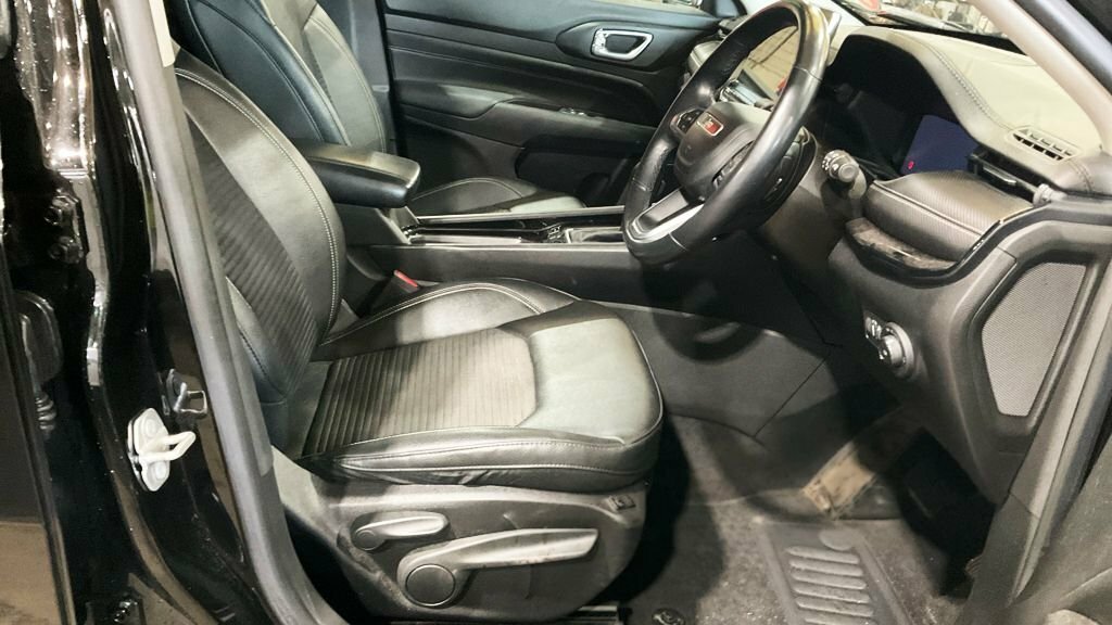 Jeep Compass 1.3 T4 Gse 4Xe Phev S Model Black #9