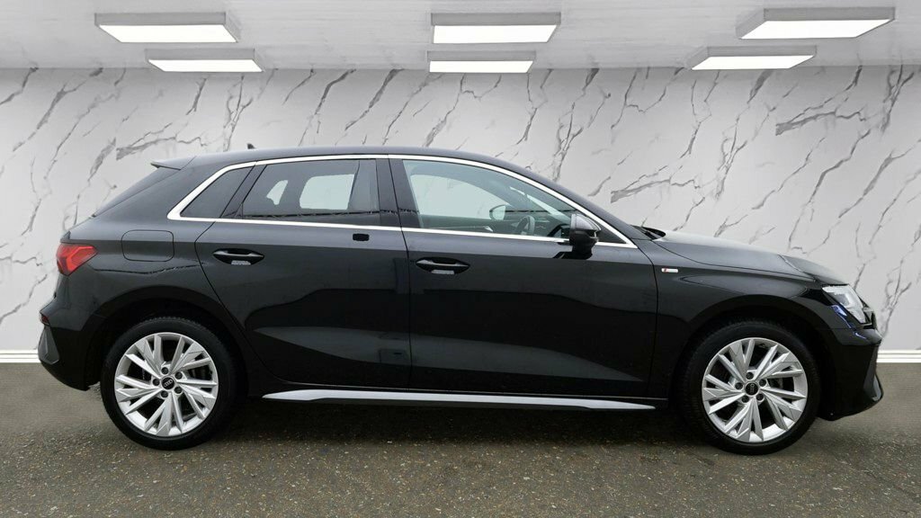 Audi A3 1L S Line LM73YTL Black #3
