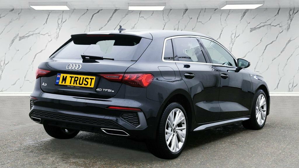 Audi A3 1L S Line LM73YTL Black #2
