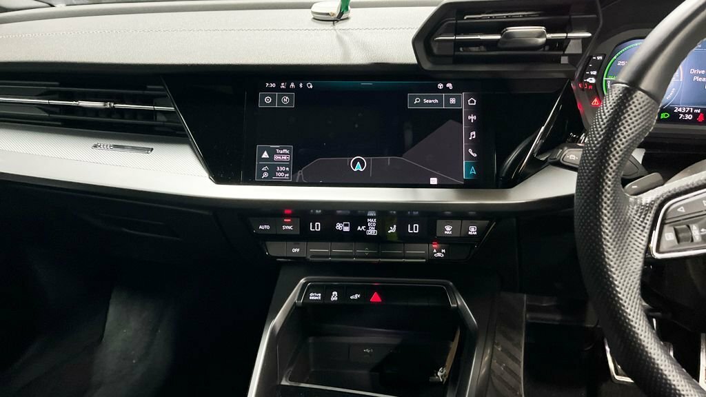Audi A3 1L S Line LM73YTL Black #5