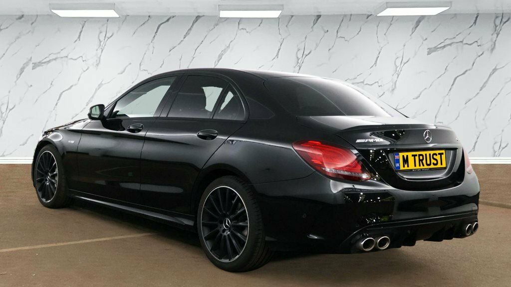 Mercedes-Benz C Class 3L Amg Black #3