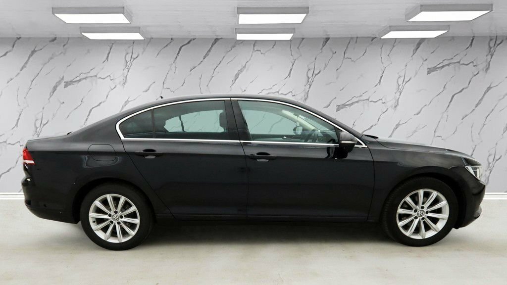 Volkswagen Passat 1.6L Se Business Black #5