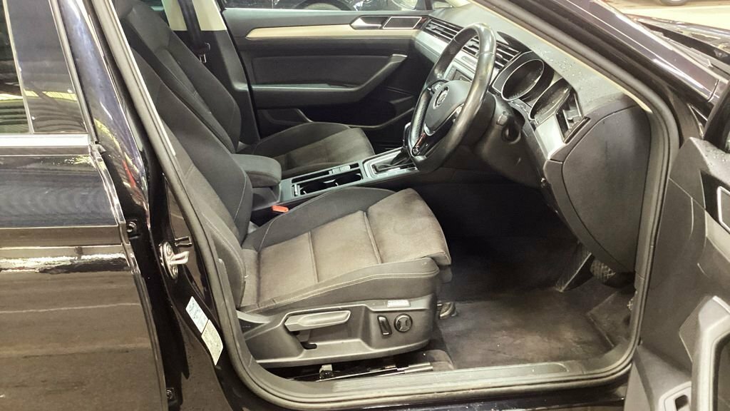 Volkswagen Passat 2.0 Tdi Silver #9