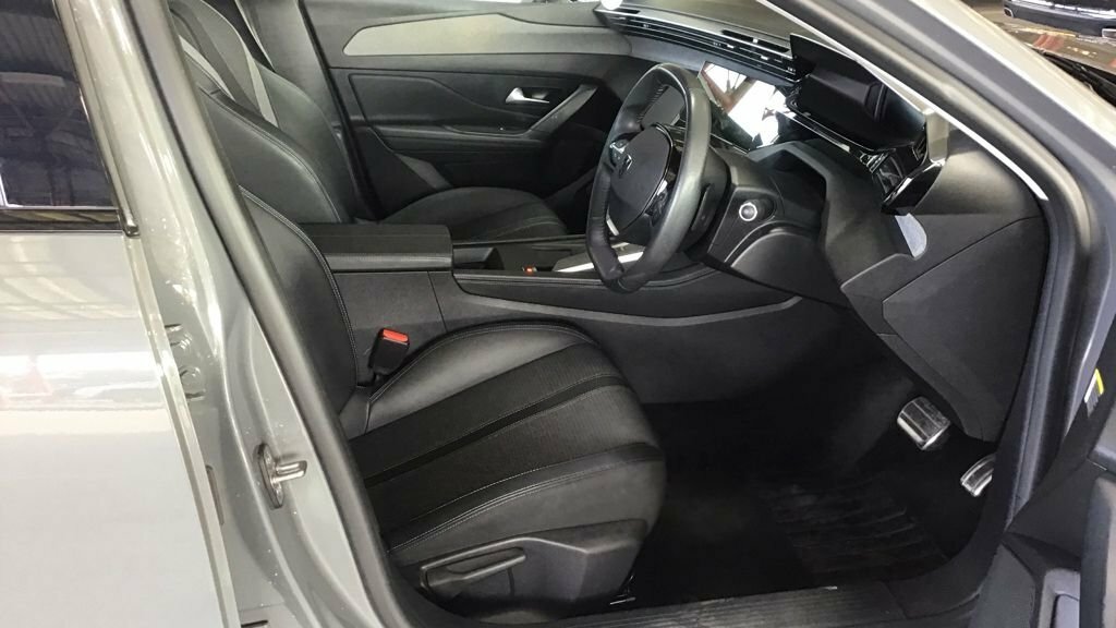 Peugeot 308 Active Premium Green #8