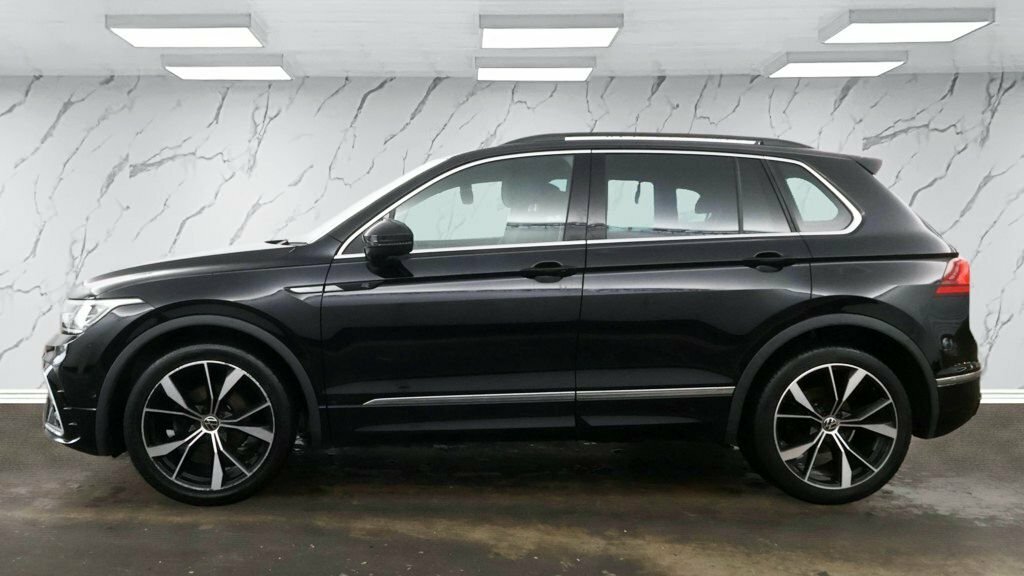 Volkswagen Tiguan 2L R-line Black #6